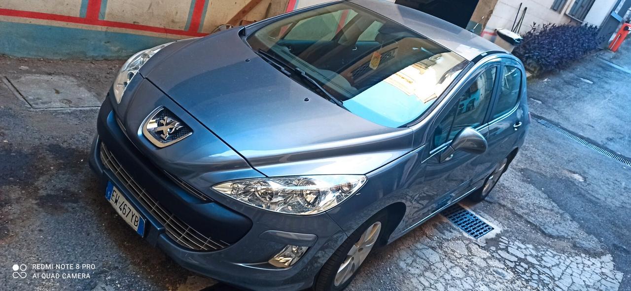 Peugeot 308 1.6 8V HDi 112CV cambio automatico 5p. Tecno