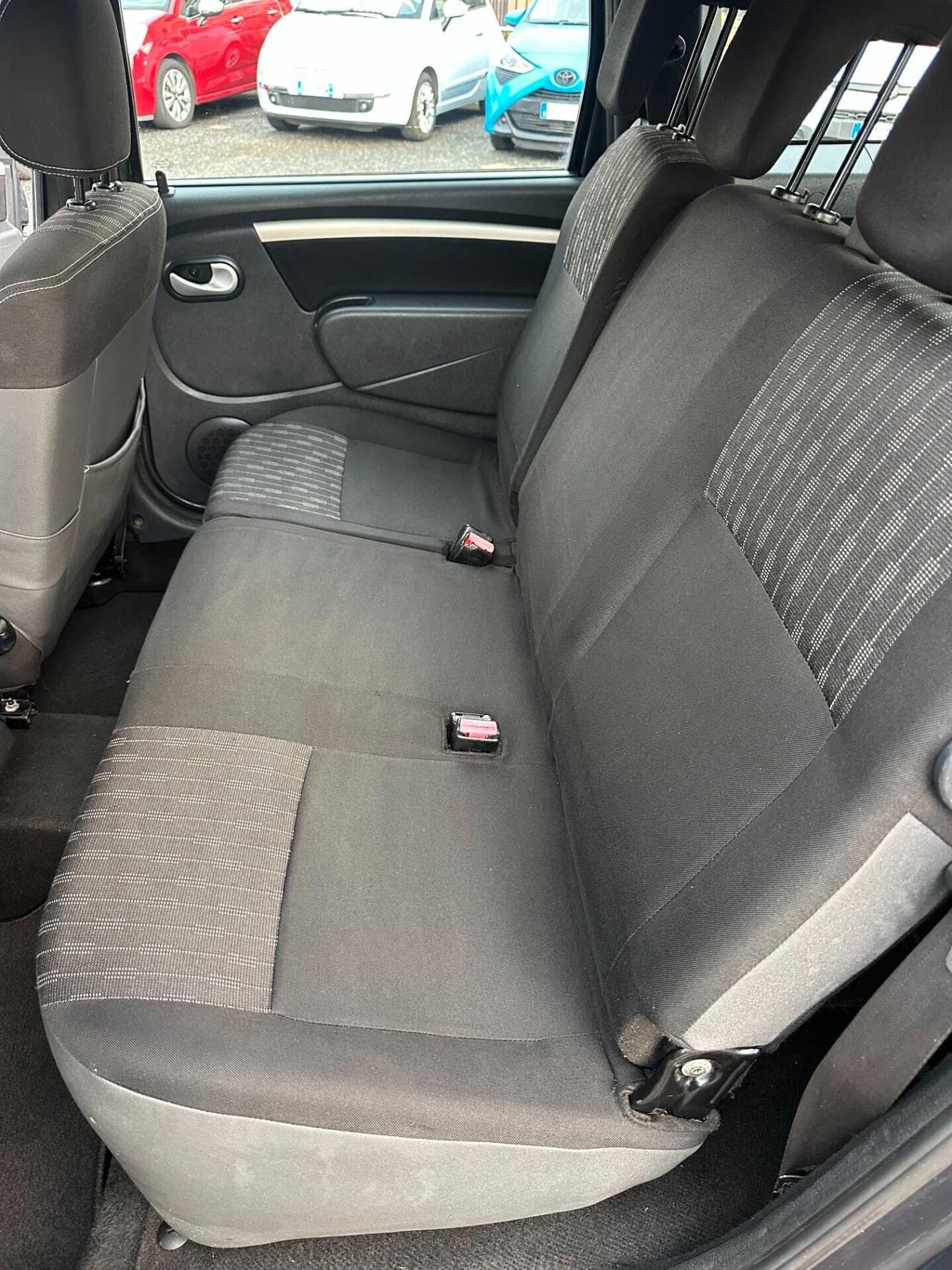 Dacia Logan GPL 7 POSTI