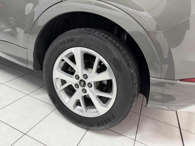 AUDI Q3 35 TDI quattro S tronic Business Advanced