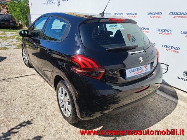 PEUGEOT 208 1.2 PureTech 82 Allure