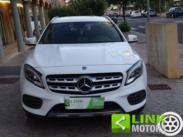 MERCEDES-BENZ GLA 220 D. 170 CV PREMIUM