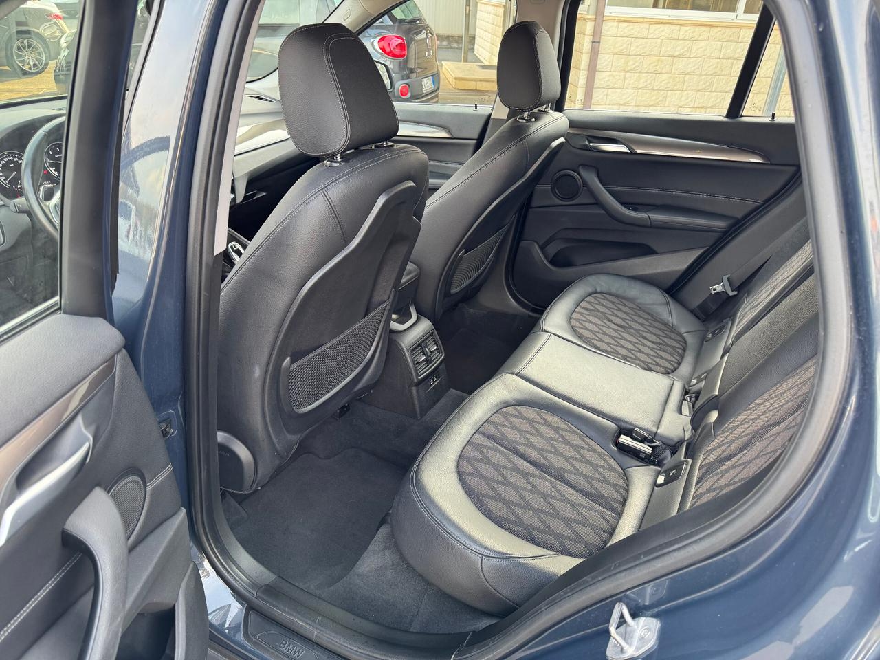 Bmw X1 sDrive18d xLine