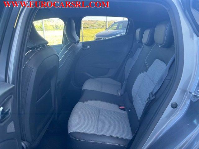 RENAULT Clio TCe 90 CV 5 porte Techno