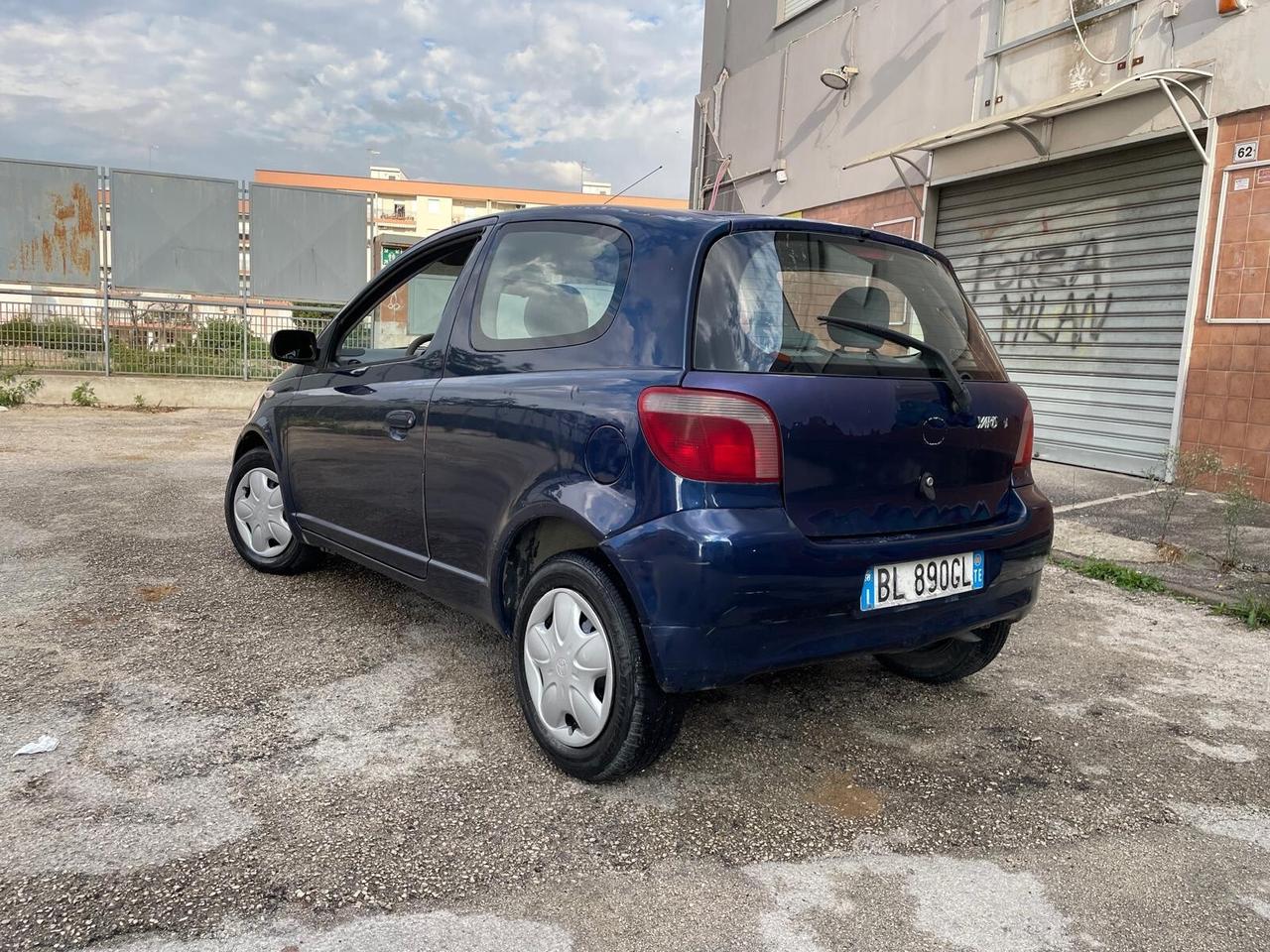 Toyota Yaris 1.0i 16V cat 3 porte