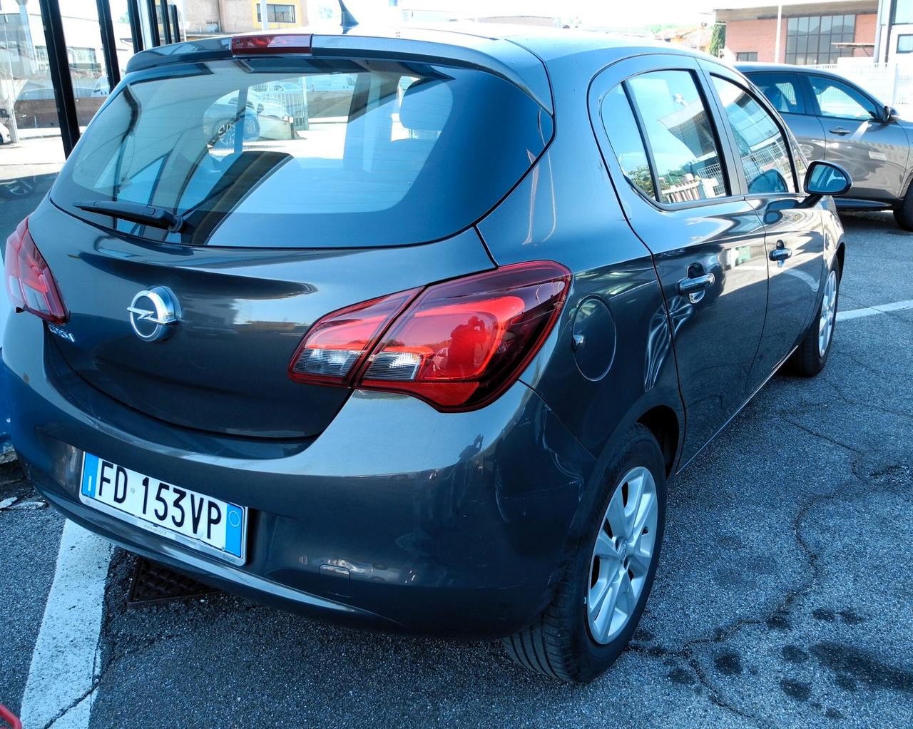 Opel Corsa 1.2 5 porte n-Joy