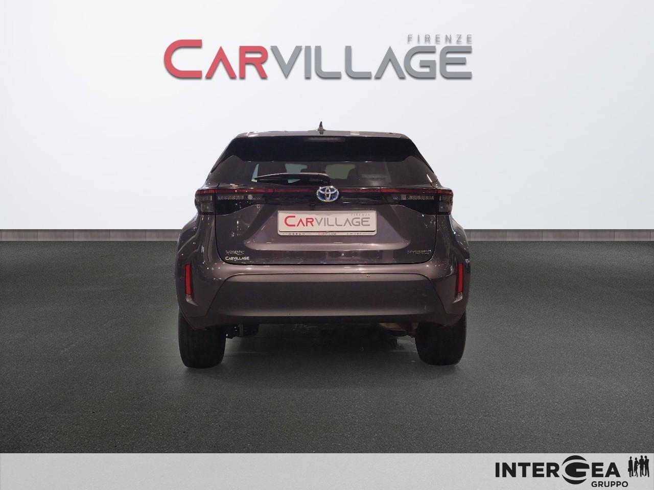 TOYOTA Yaris Cross 1.5h Orange Edition fwd 116cv e-cv