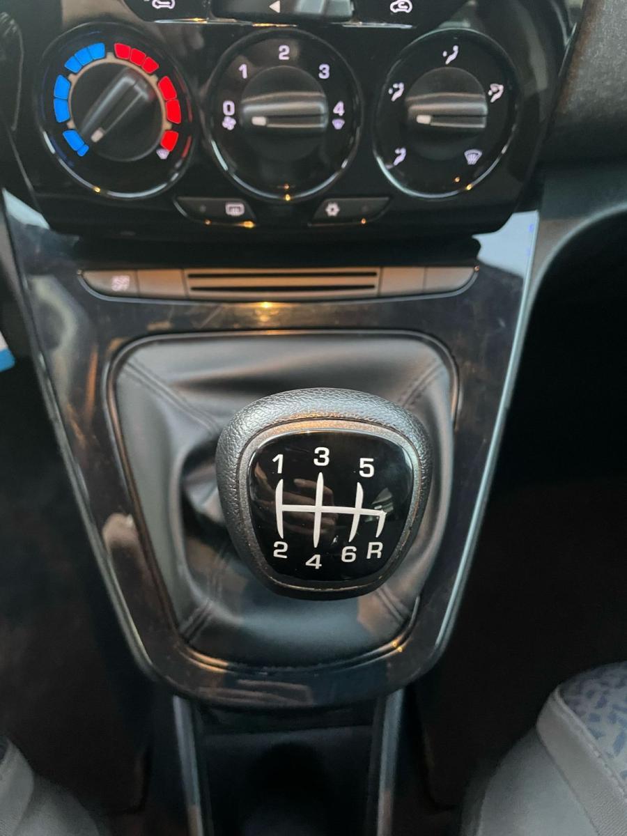 LANCIA YPSILON 1.0HYBRID 70cv