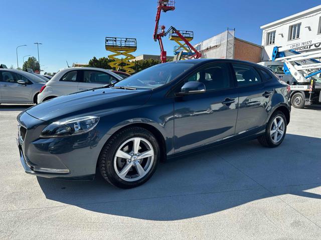 VOLVO V40 D2 'eco' Momentum