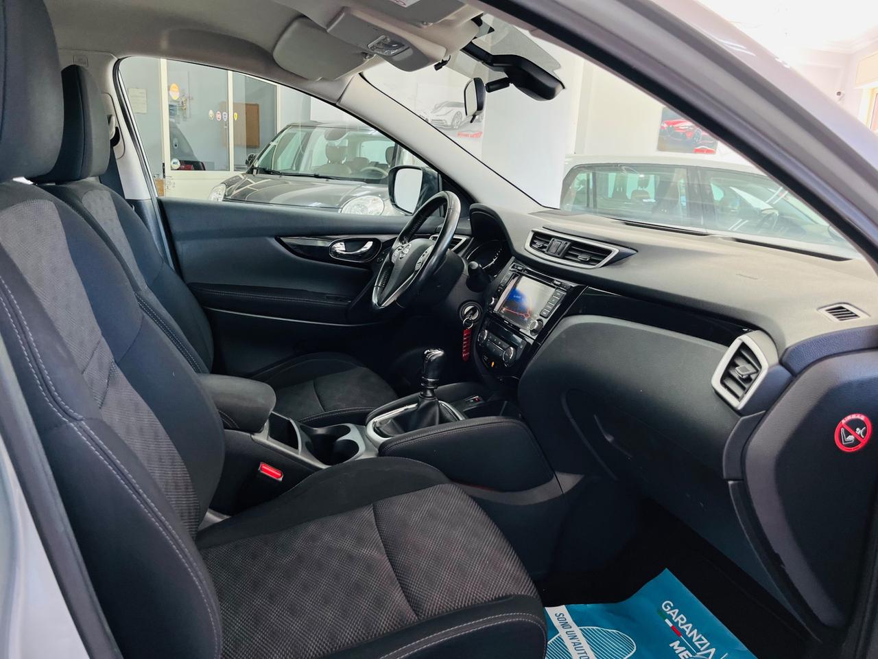 Nissan Qashqai 1.5 dCi Tekna 110cv anno 2015