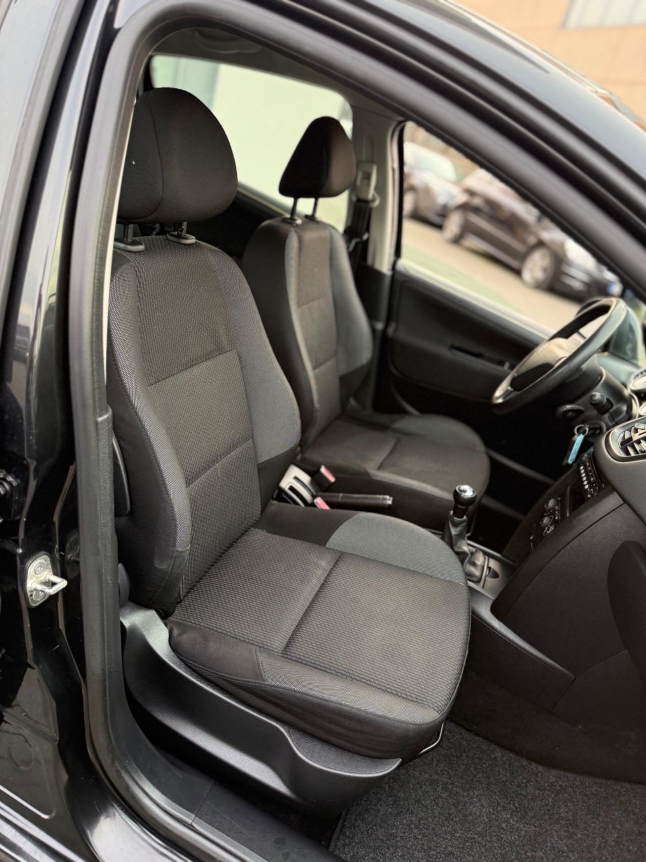 Peugeot 207 1.4 VTi 95CV 5p. XS