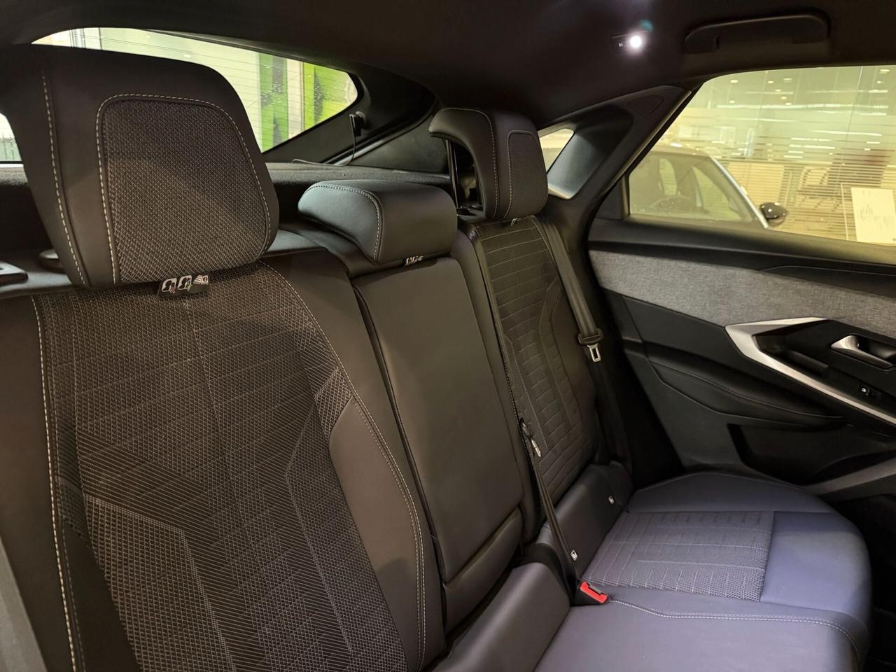 Peugeot 3008 Hybrid 136 e-DCS6 GT