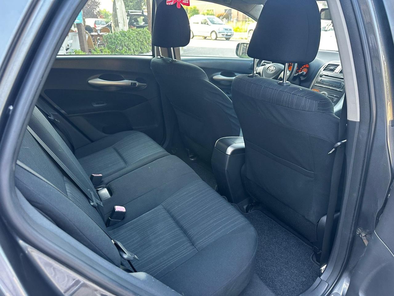Toyota Auris 1.4 D-4D 5 porte Sol