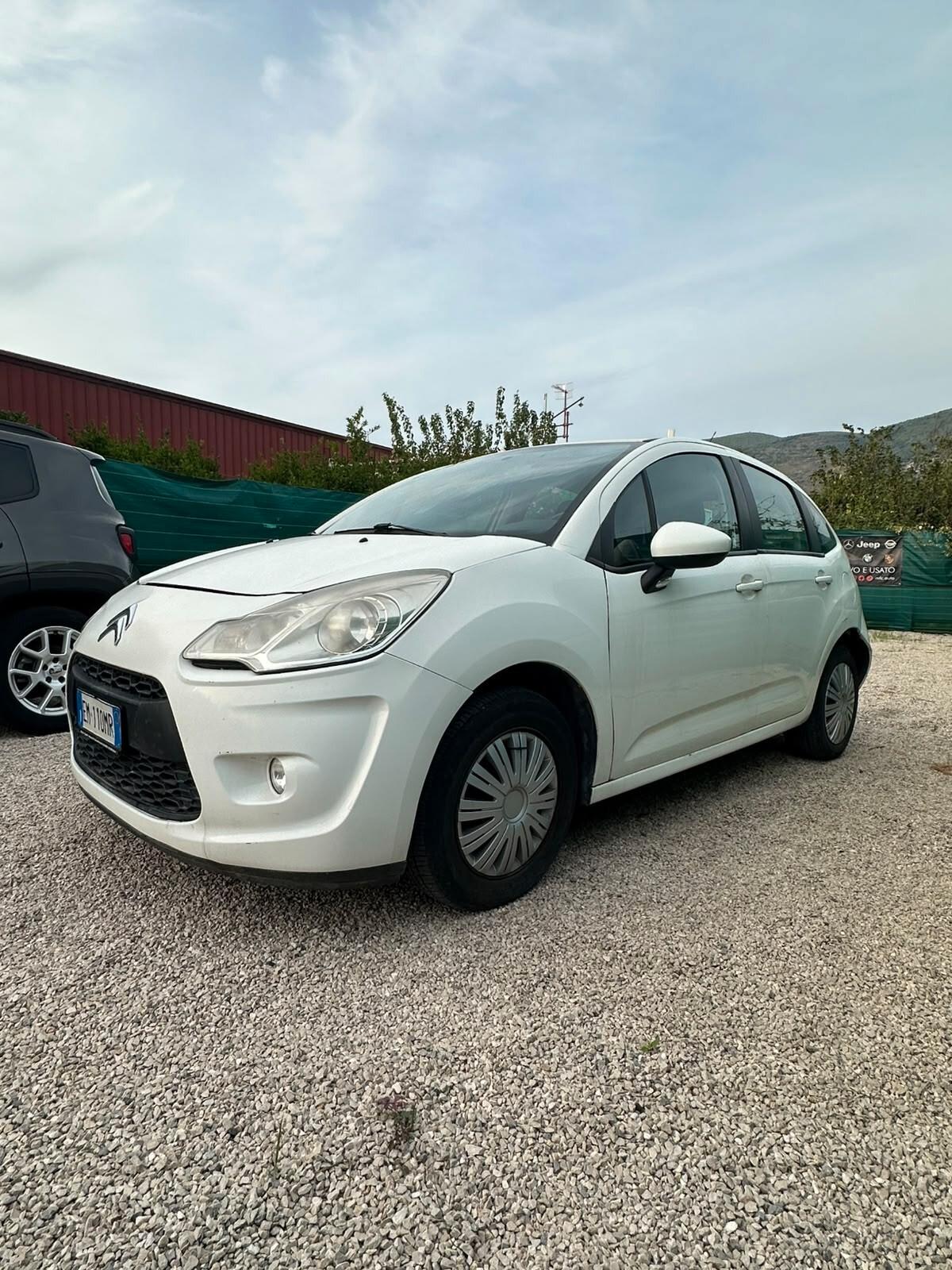 Citroen C3 1.1 Exclusive LEGGI