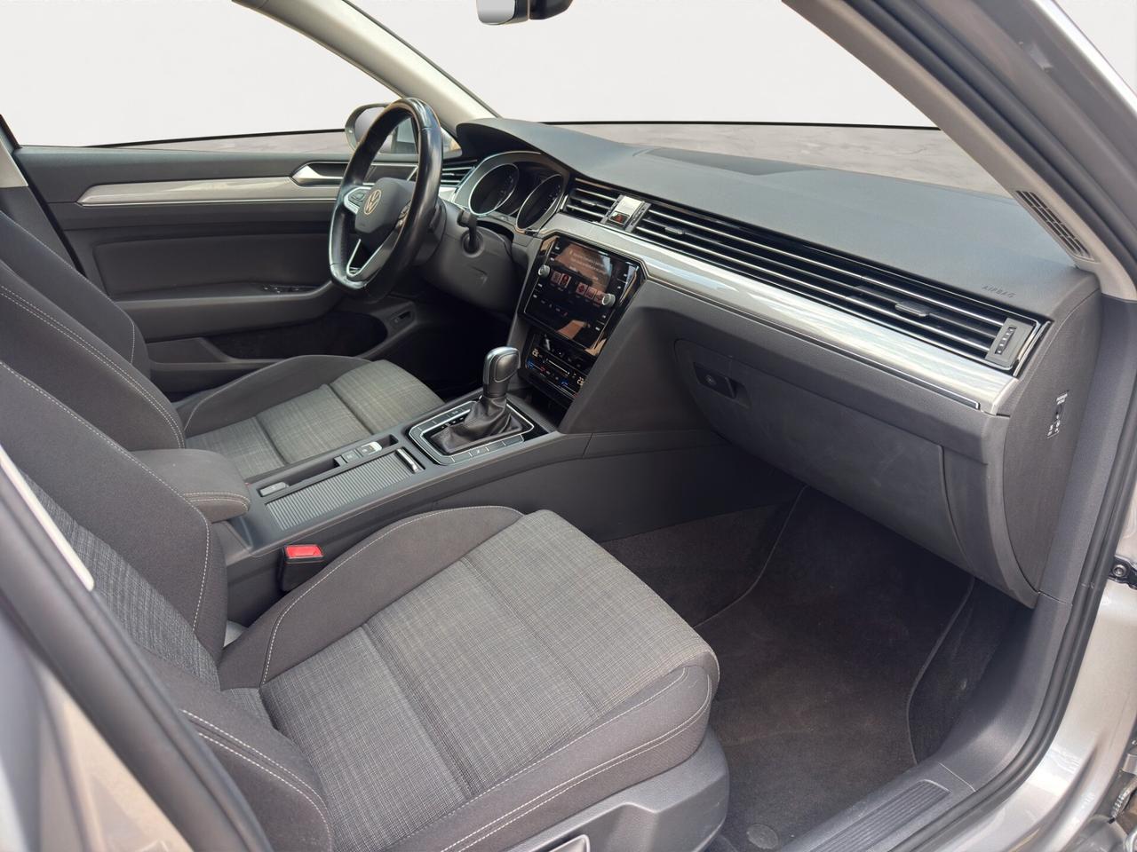 Volkswagen Passat Var. 2.0 TDI 150 Cv DSG Business - 2022