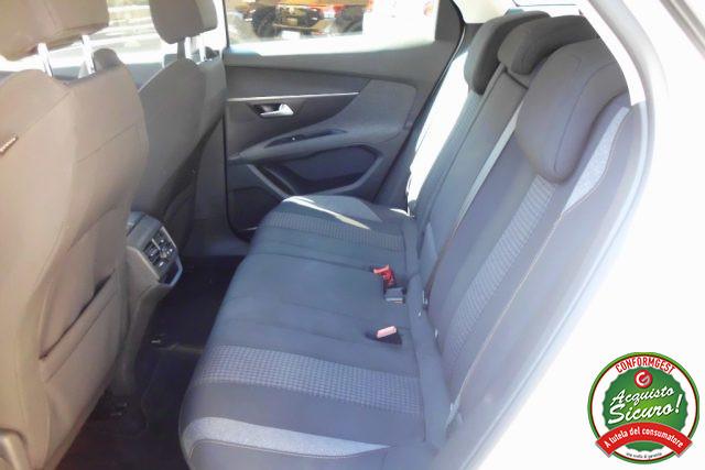 PEUGEOT 3008 BlueHDi 130 S&S EAT8 Business
