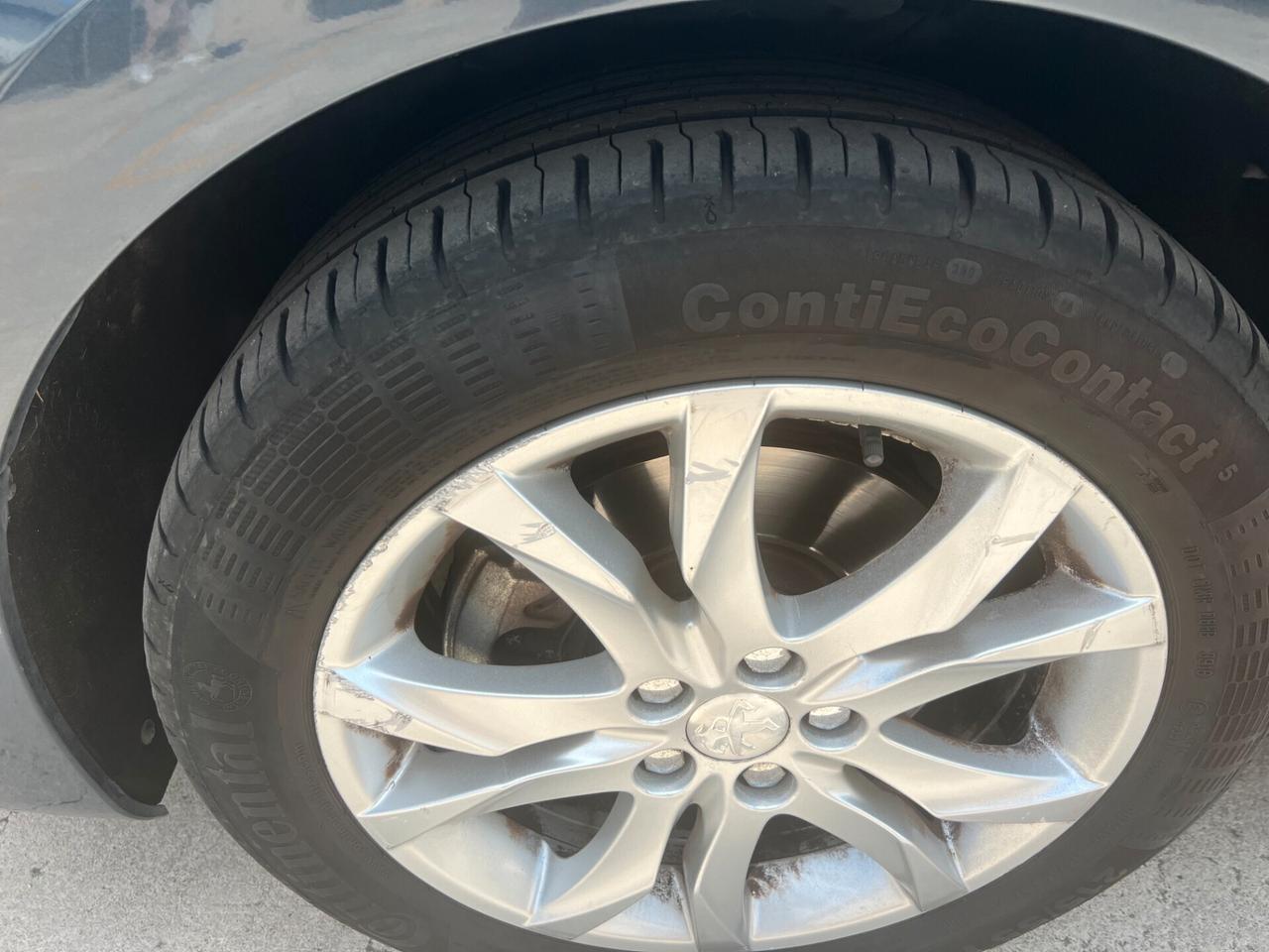 Peugeot 508 2.0 HDi 140CV SW Ciel Allure