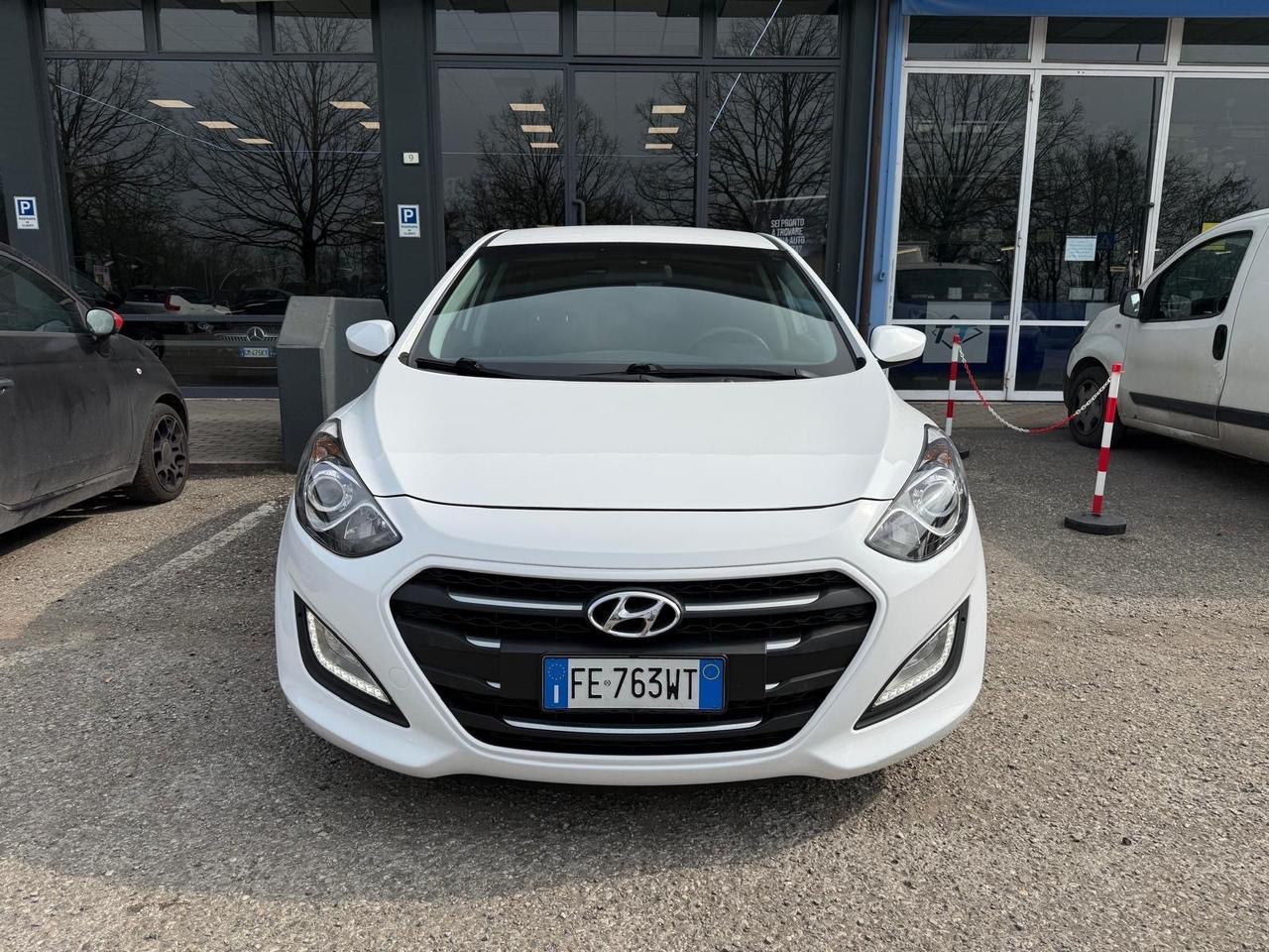 Hyundai i30 1.4 5p. OK NEOPATENTATI