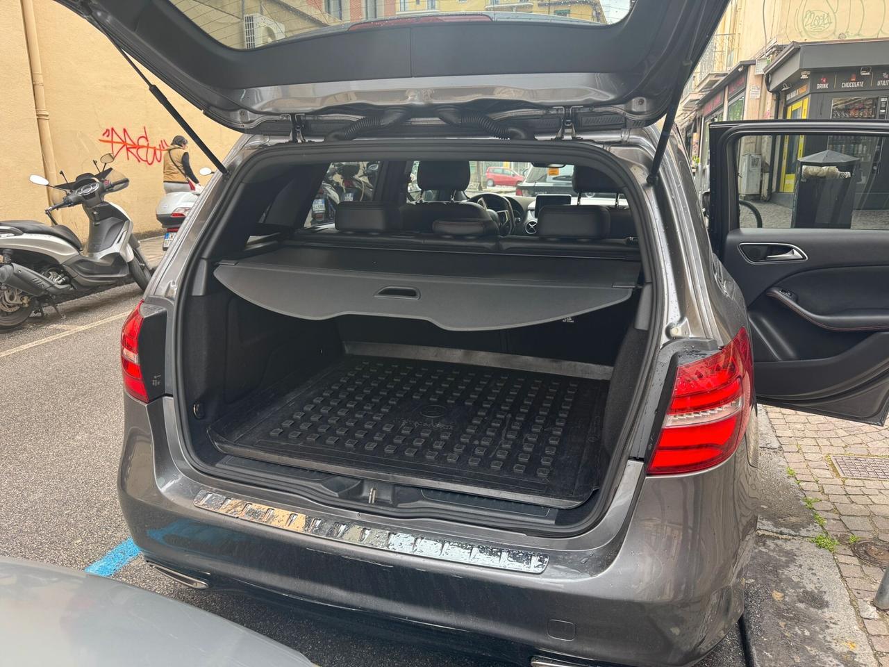 Mercedes-benz B 200 d Automatic Sport