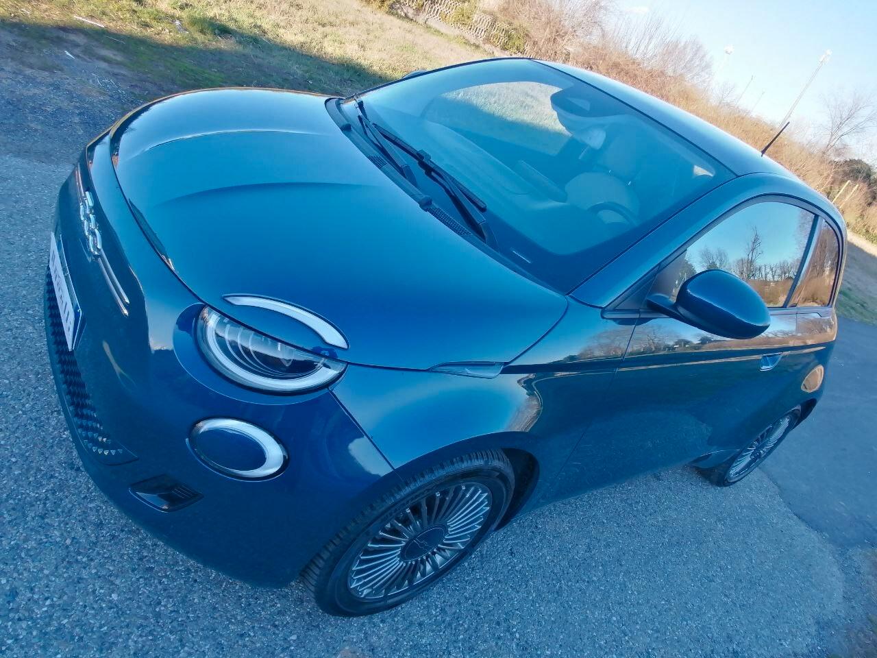 Fiat 500e 42 kWh Long Range Unico Proprietario