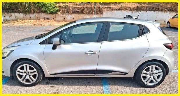 RENAULT CLIO 1,5 DCI-KM 38000!!!!-4 REVISIONI-UNICO PROPRIE