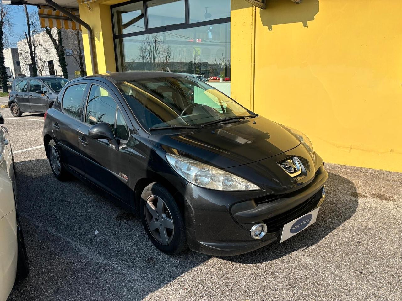 Peugeot 207 1.4 8V 75CV 5p. Energie Sport ECO GPL