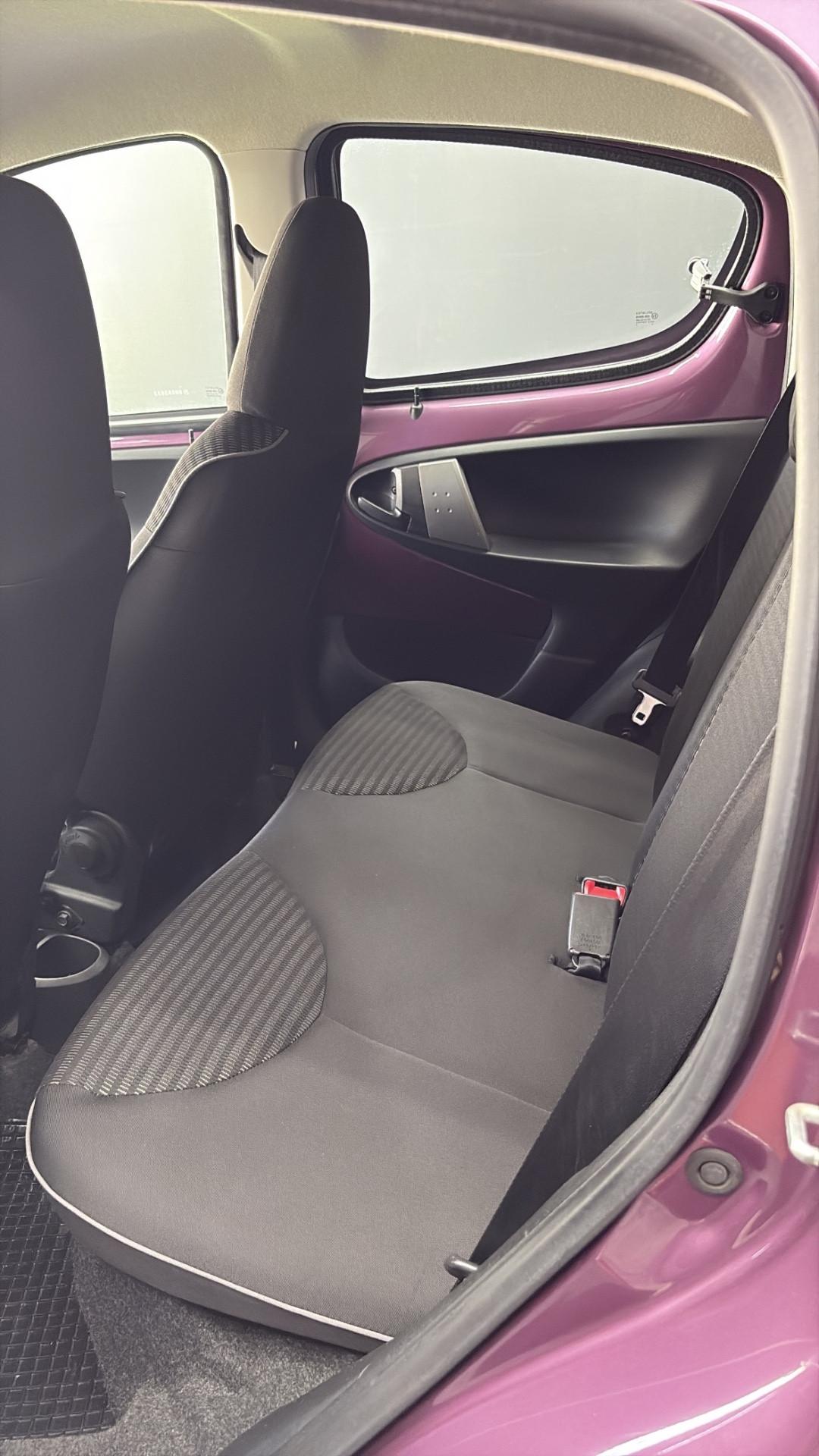 Peugeot 107 1.0 Benzina 2012 Superga