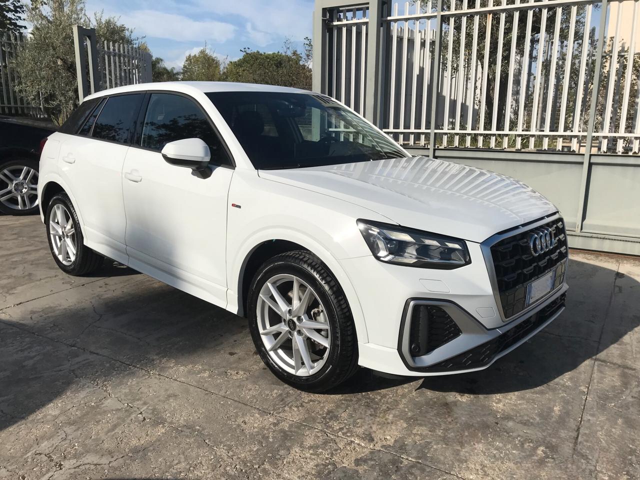 Audi Q2 35 TDI quattro S tronic S line Edition