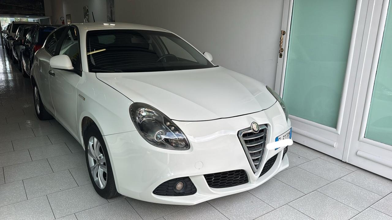 Alfa Romeo Giulietta 1.6 JTDm-2 105 CV Exclusive