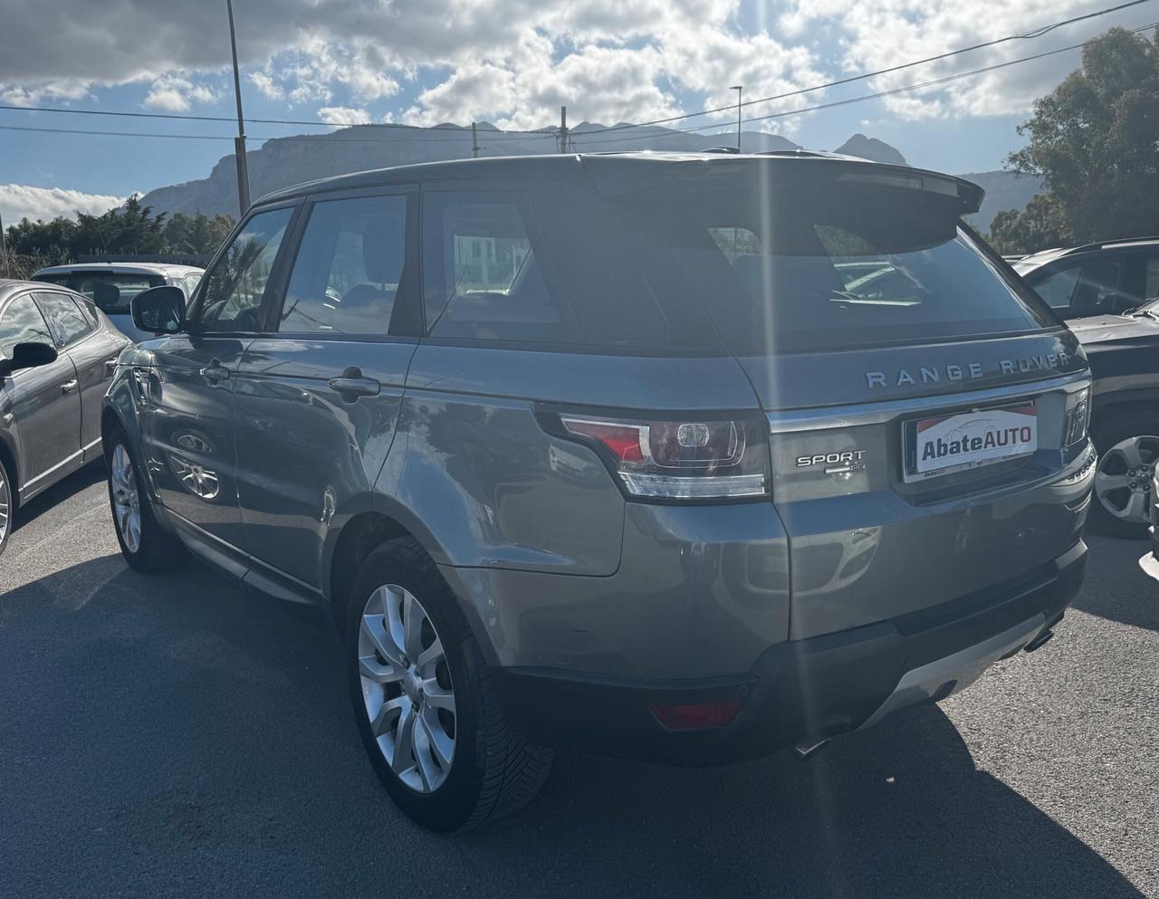 Land Rover Range Rover Sport 3.0 TDV6 HSE