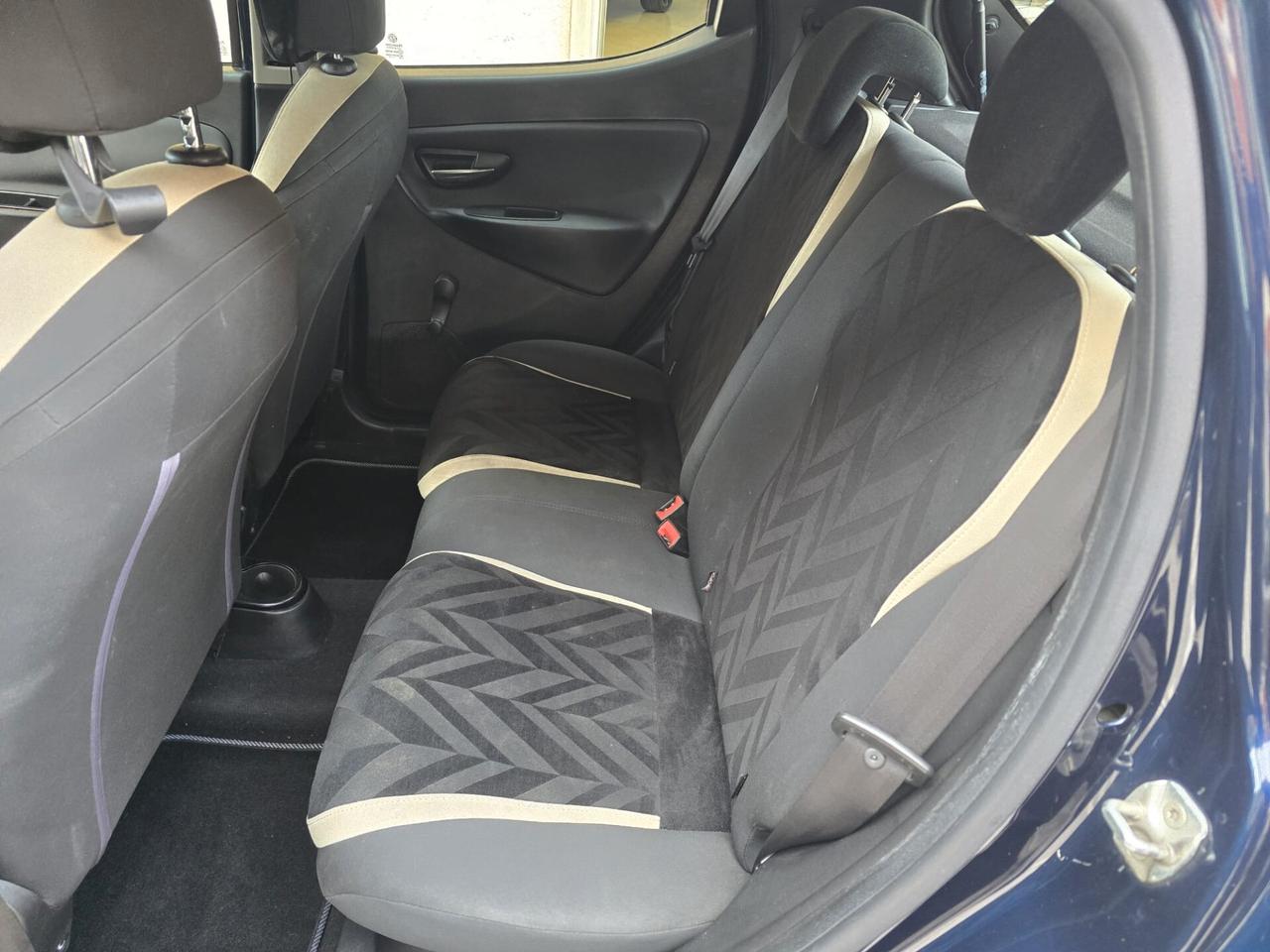 Lancia Ypsilon 1.3 Multijet 95 cv 5 porte Gold