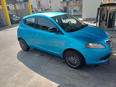 Lancia Ypsilon 1.2 69 CV 5 porte S&S Gold 2014