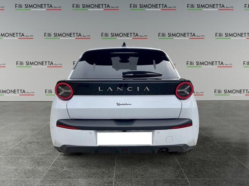 Lancia Ypsilon 1.2 mhev HF Line 110cv e-dct - KM0