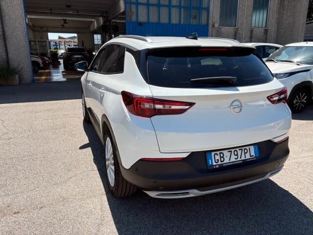 Opel Grandland X 1.6 Hybrid Plug-in aut. FWD