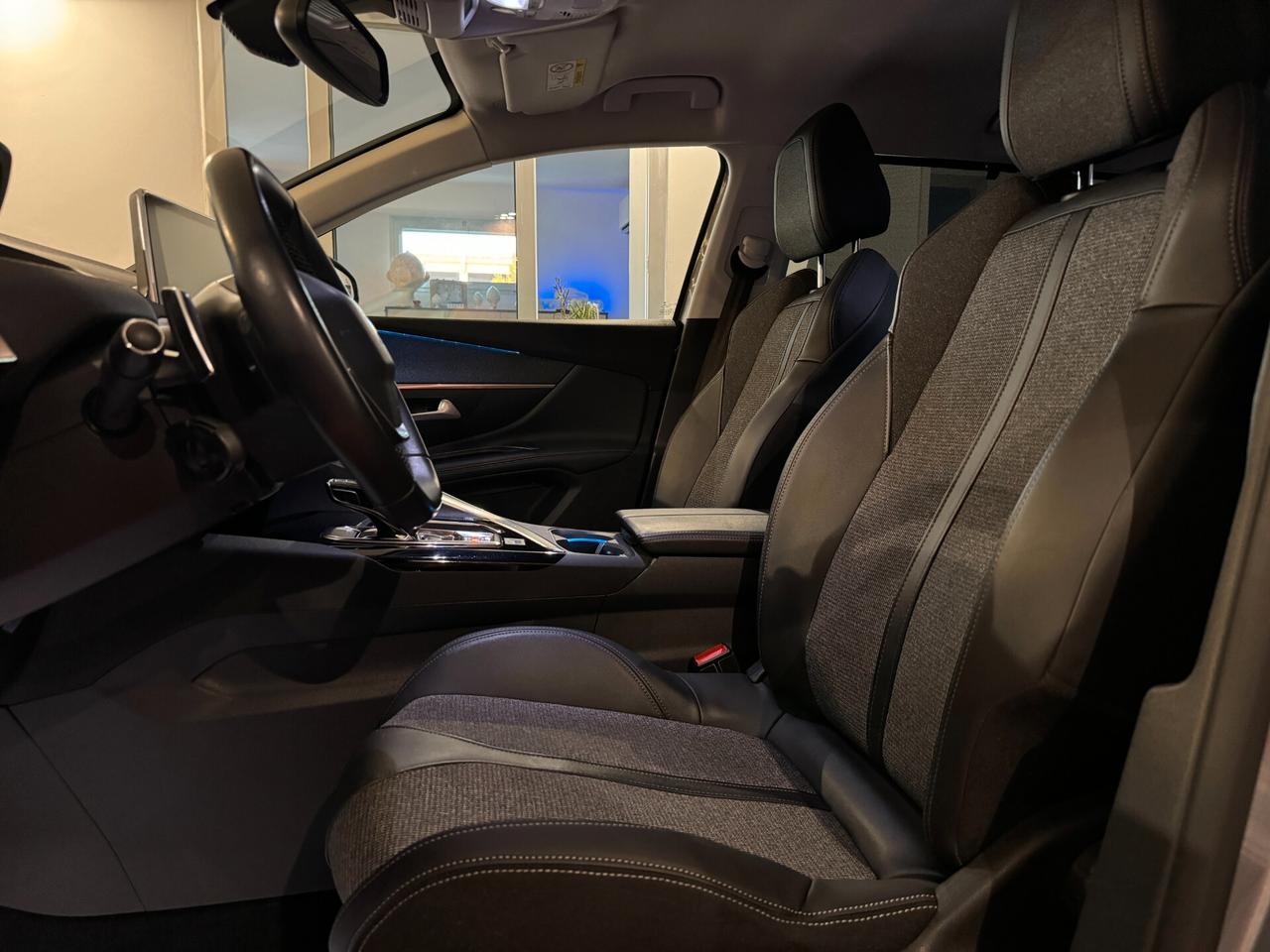 PEUGEOT 5008 1.5 BLUEHDI 130CV EAT8 7 POSTI ALLURE 2020