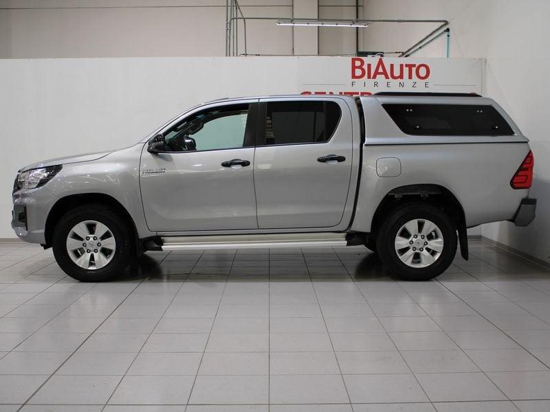 Toyota Hilux 2.4 D-4D A/T 4WD 4 porte Double Cab Lounge