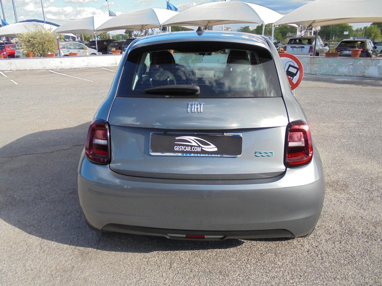 Fiat 500 500e Berlina 42 kWh Icon