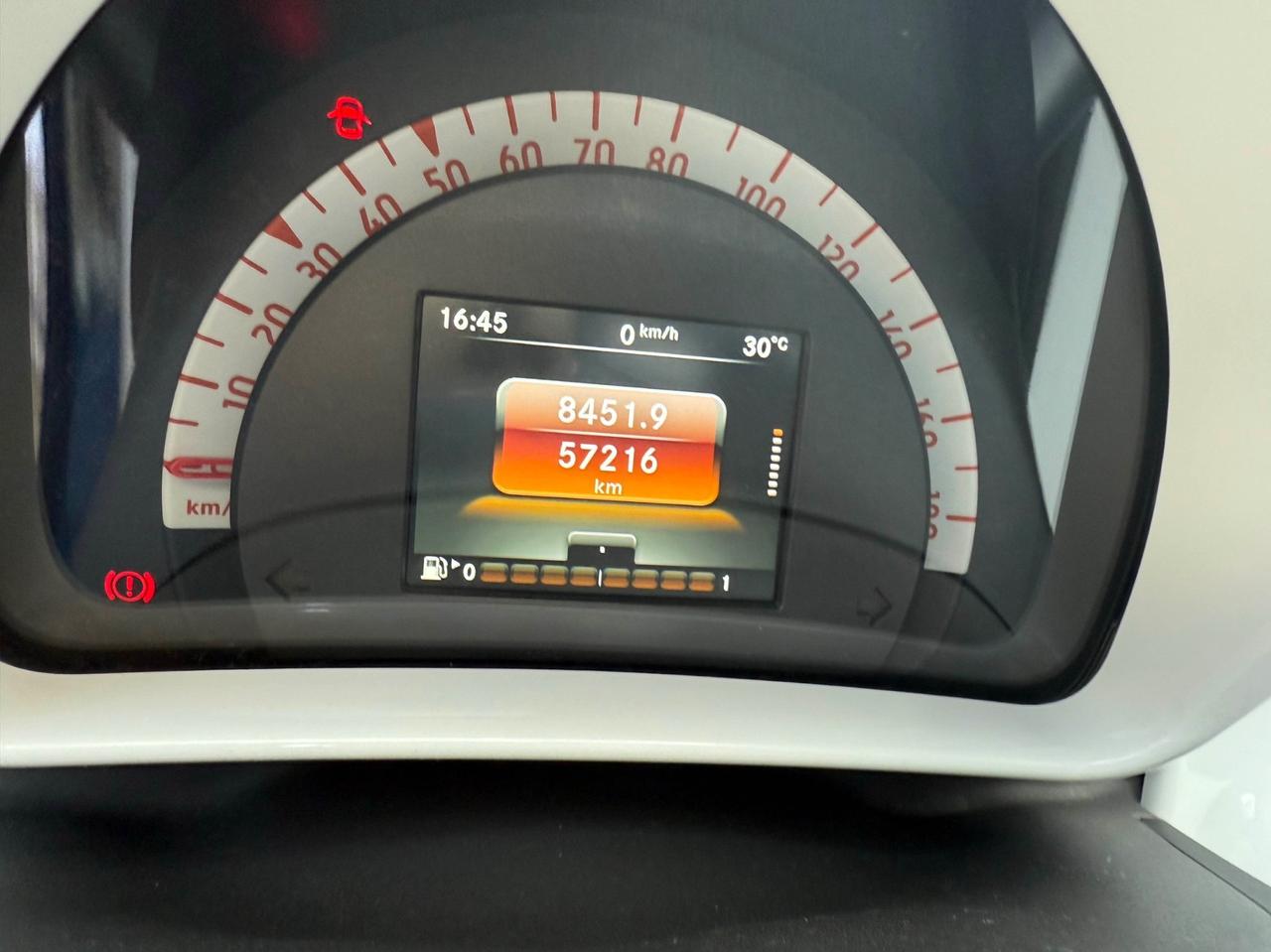 Smart 453 neopatentati 50000 km garanzia permute