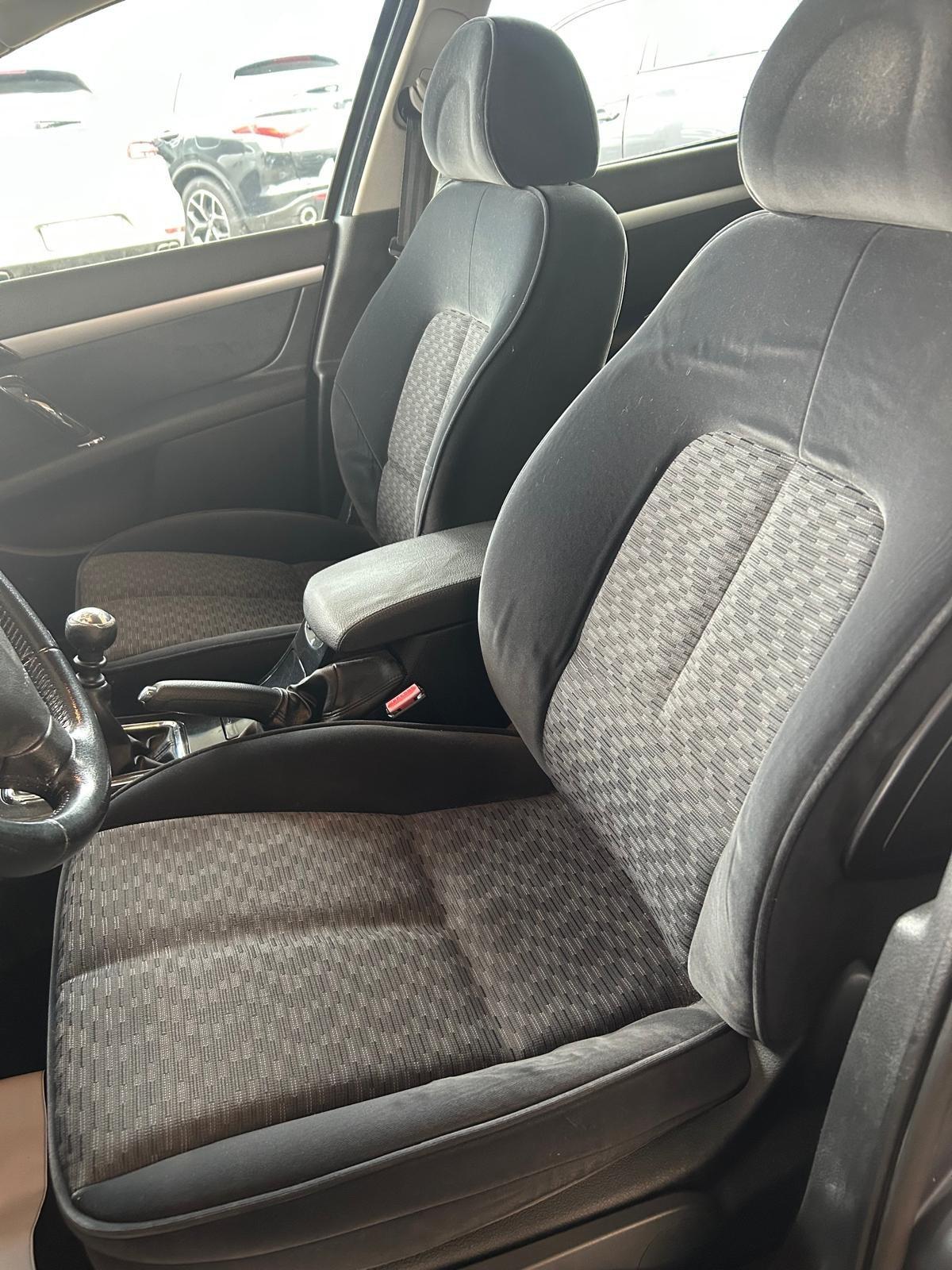 Peugeot 407 2.0 HDi SW Ciel Tecno