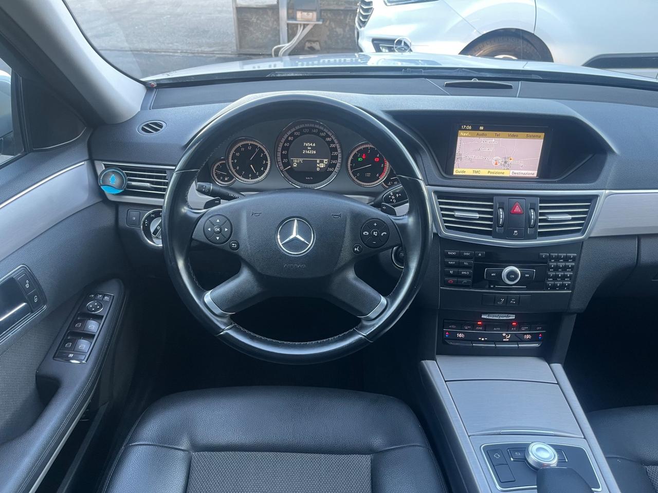 Mercedes-benz E 350 CDI BlueEFFICIENCY Avantgarde AMG