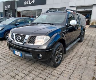Nissan Navara 2.5 dCi 4 porte Double Cab LE