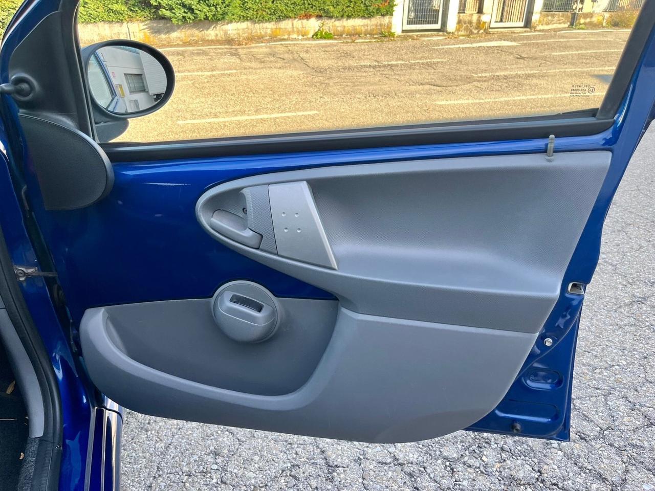 Toyota Aygo 1.0benz 2007 108.000km cambio robotizzato