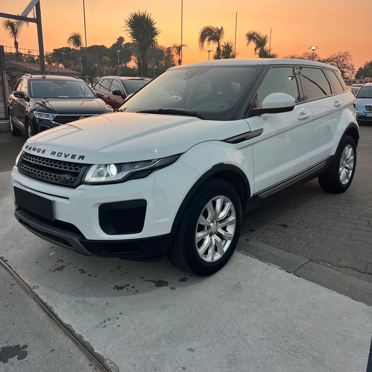 Land Rover Range Evoque 2.0 TD4 180 CV 5p. Autobiography