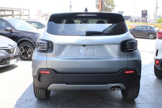 Jeep Avenger 1.2 t. e-hybrid Summit fwd 110cv AUTO con CarPlay