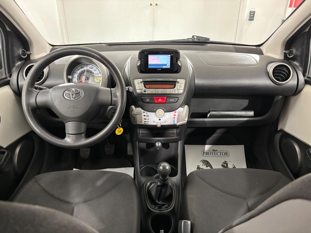 Toyota Aygo 1.0 12V VVT-i 5 porte Lounge Connect
