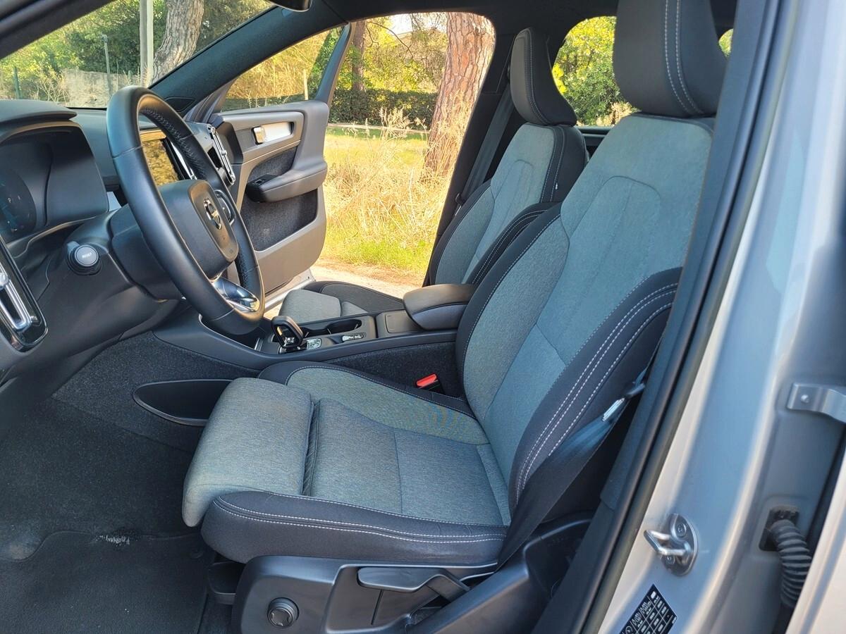 Volvo XC40 B3 automatico Core