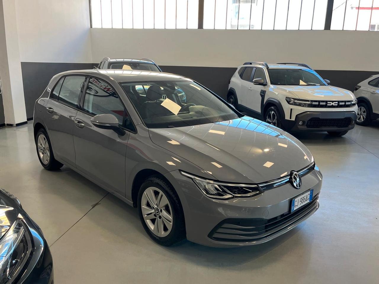 Volkswagen Golf 1.5 eTSI 130 CV EVO ACT DSG Life PACK LUCI INTERNO