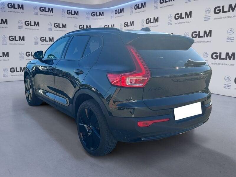Volvo XC40 B3 MHEV Plus Black Edition aut