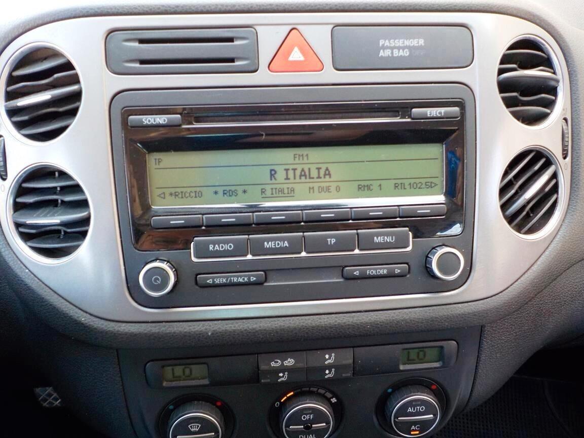 Volkswagen Tiguan 2.0 TDI DPF 4MOTION tiptronic Sport & Style