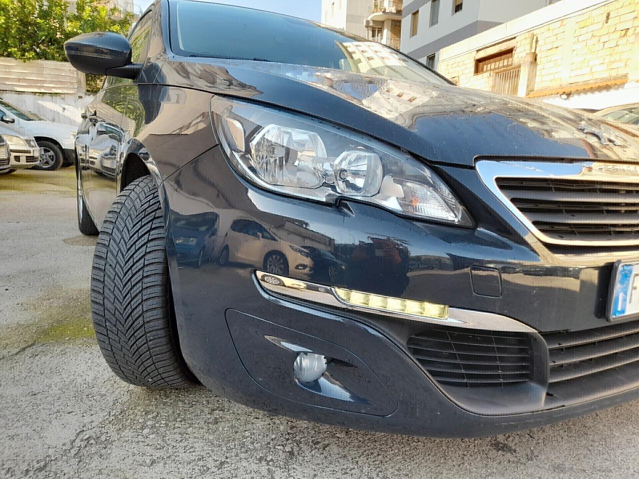 Peugeot 308 BlueHDi 120 S&S SW Allure
