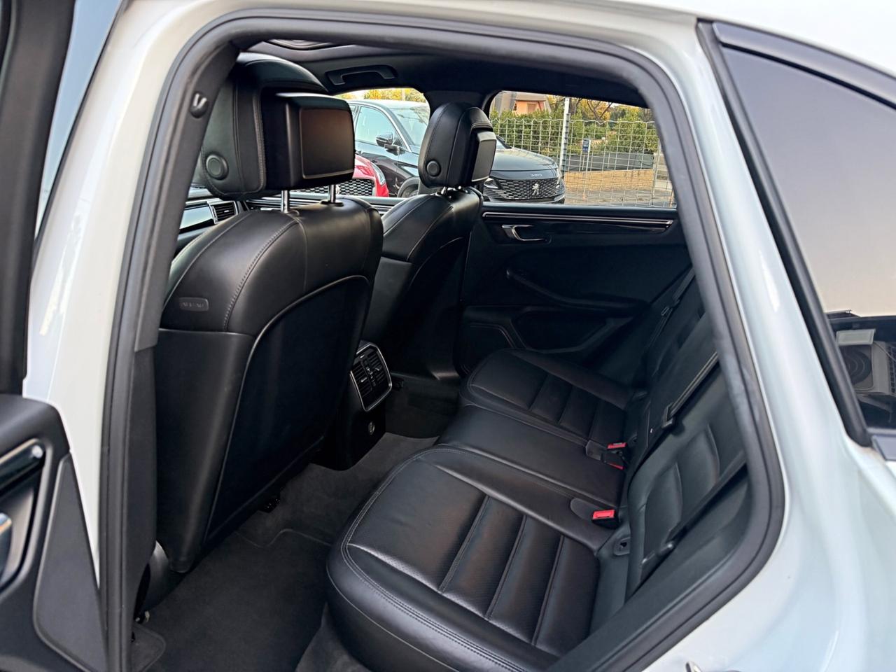 Porsche Macan 3.0 S Diesel Extra Full Perfette Condizioni Garanzia 12 Mesi